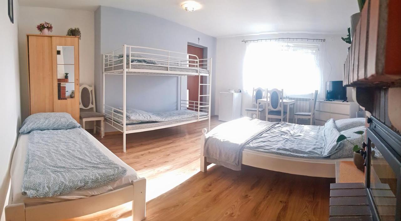 Zator Sleepover Bagian luar foto